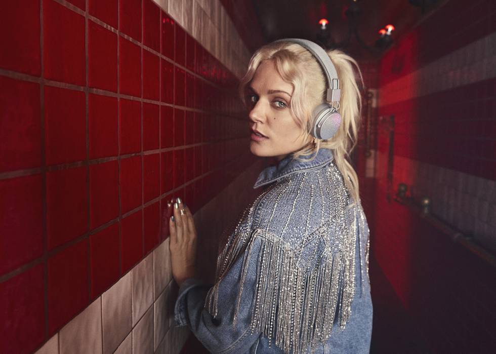 Tove Lo Urbanears Tove Lo Urbanears